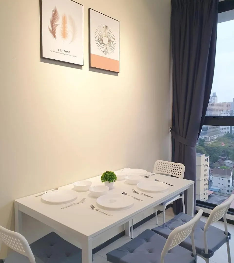 Seaview & Townview Infinity Retreat Urban Suite 3R2B 8Pax Georgetown Jelutong Apartamento