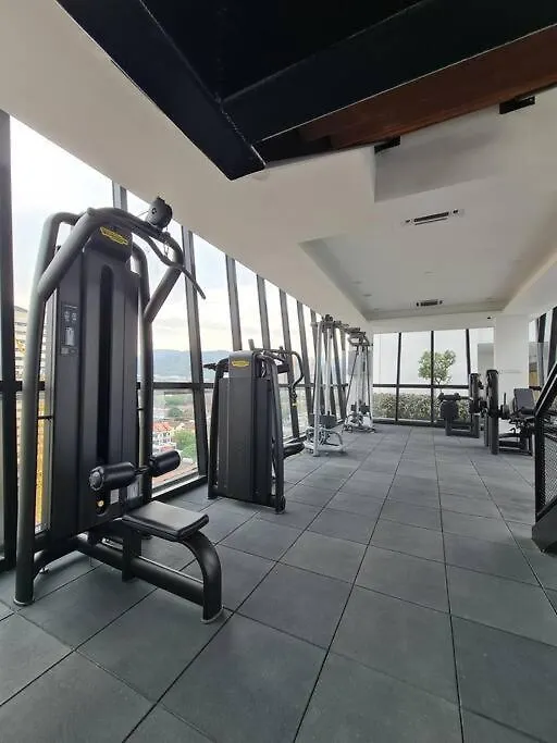 Seaview & Townview Infinity Retreat Urban Suite 3R2B 8Pax Georgetown Jelutong Apartamento