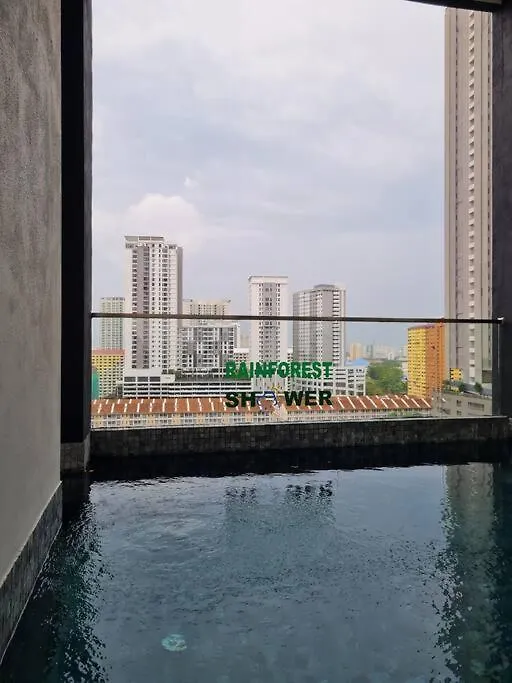 Seaview & Townview Infinity Retreat Urban Suite 3R2B 8Pax Georgetown Jelutong 0*,  Malásia